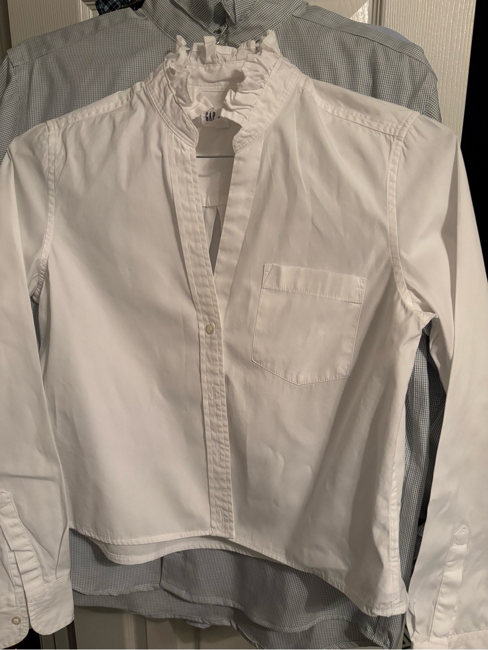 GAP White Ruffle Neck Button-Front Shirt remade with a ruffle collar. Small